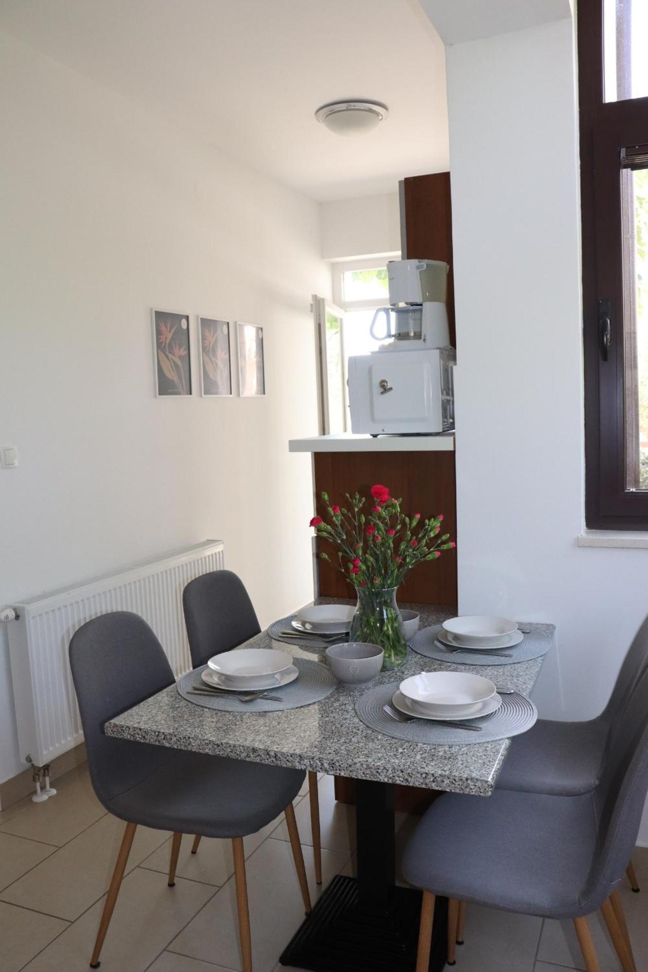 Apartments And Rooms With Parking Space Krk - 5294 Крк Экстерьер фото